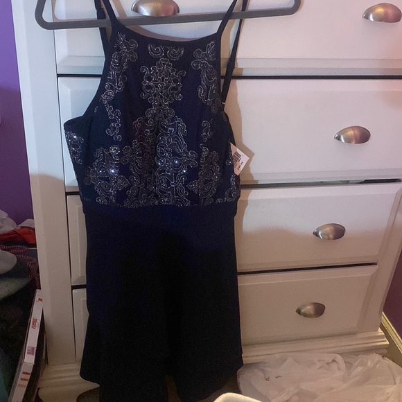 Navy dress - Picture 1 of 3
